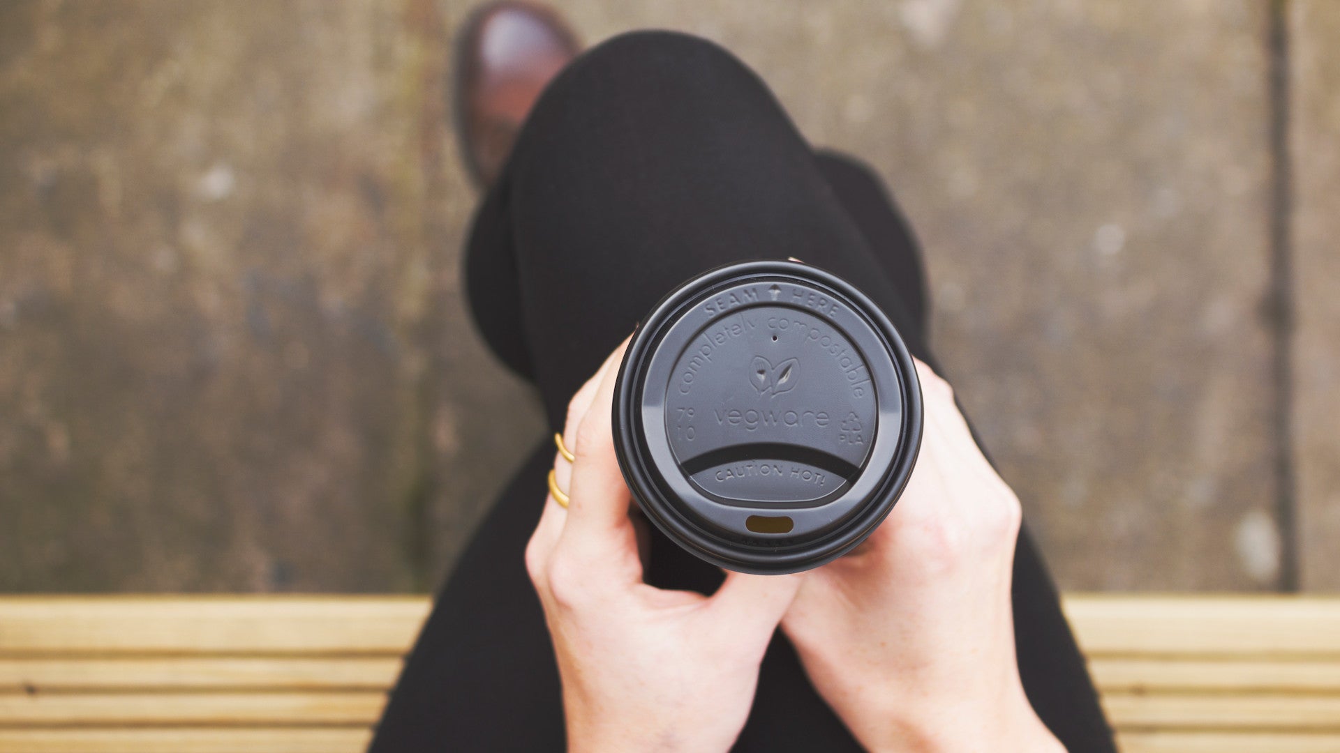 Hot Lid - Flat Traveller - Bioplastic - Black - 62 Series
