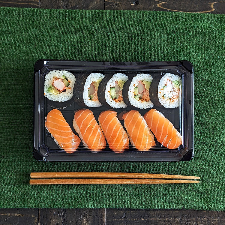 19 x 11 x 4.5cm PLA Black Sushi Tray & Clear Lid - Image #2